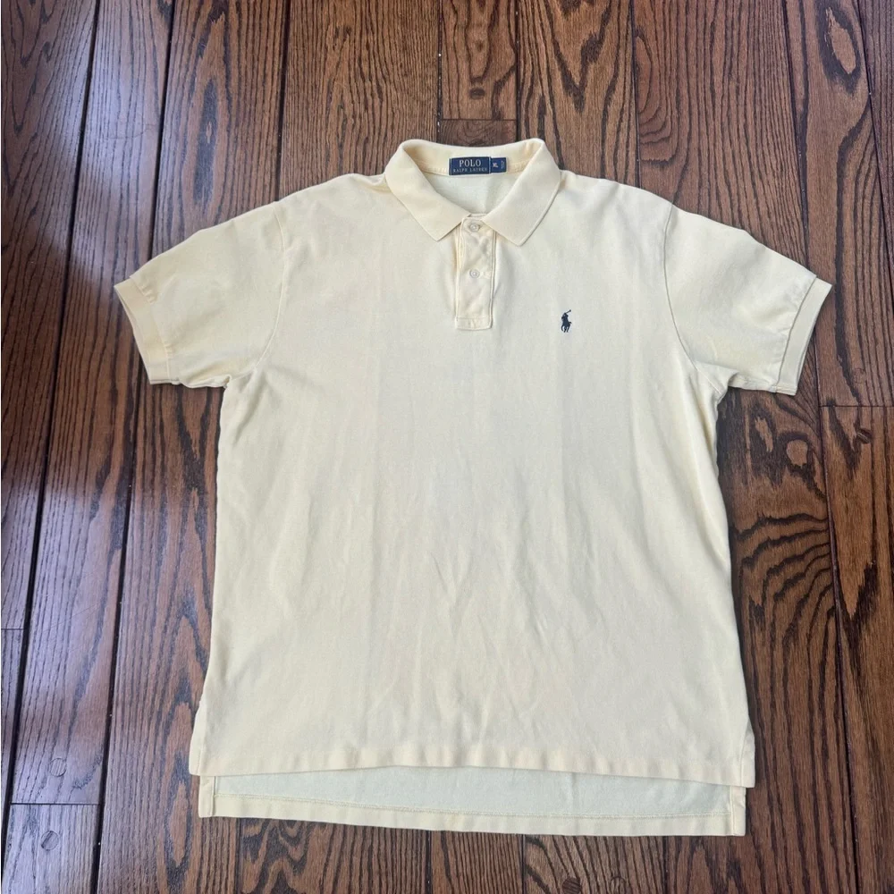 Ralph Lauren Yellow Polo Shirt Men’s Size XL.
